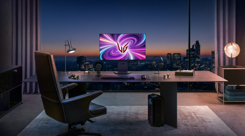 The 2024 LG UltraGear™ OLED lineup includes the CES Innovation Award-winning 32-inch 4K model (32GS95UE), which is the first LG UltraGear™ monitor to be equipped with the new Dual resolution Mode feature. (CNW Group/LG Electronics Canada)