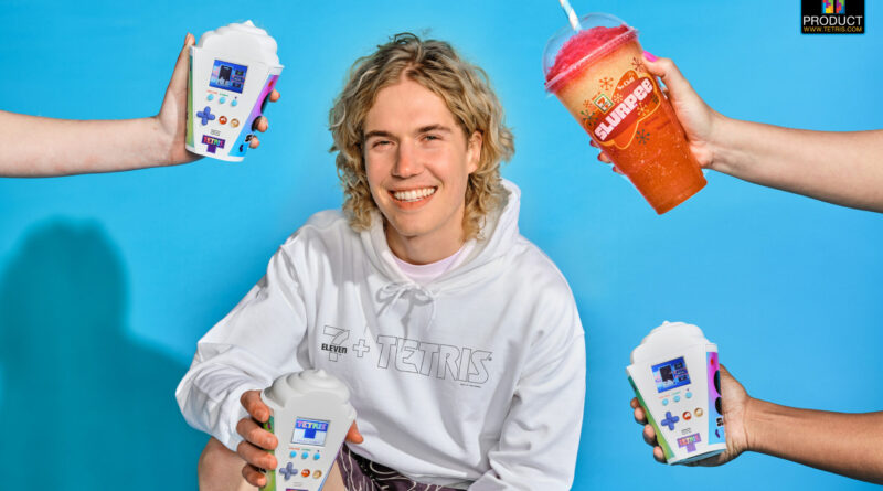 For a limited-time, 7-Eleven & Tetris fans can shop the must-have, 7-Eleven + Tetris merch collection (CNW Group/7-Eleven Canada)