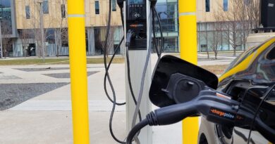 Ontario Government Issues Request for Bids to Expand EV Charging Stations in Remote Areas